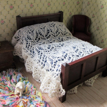 1:12th scale Lace bed set