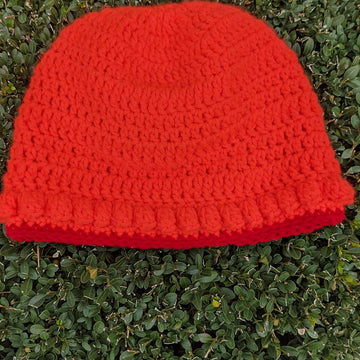 Comfy and bumpy hat