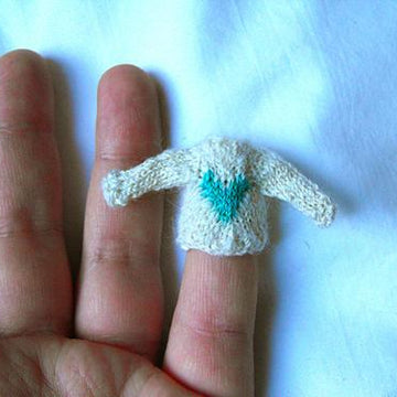 Teeny Weeny Raglan Heart Sweater Earrings