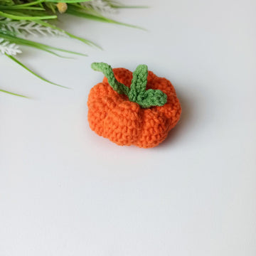 Little pumpkin keychain