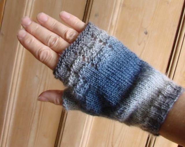 Plain fingerless mitts with top lacy panel