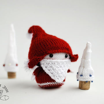 Small Santa Gnome. Tanoshi family Toy.