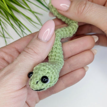 Crochet snake pattern, easy crochet amigurumi snake pattern