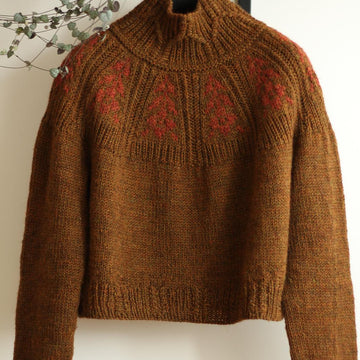 Grass whispers pullover