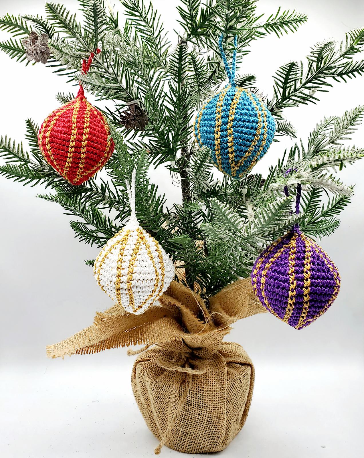 Teardrop Ornament