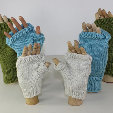 Aran Texting Mittens