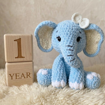 Crochet Sitting Elephant Amigurumi Pattern PDF