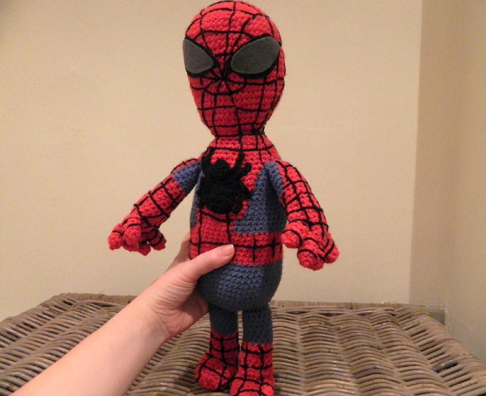Spiderman plush amigurumi