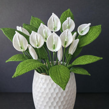 Crochet Peace Lily flowers pattern