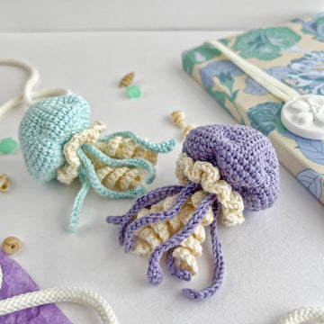 Jellyfish crochet keychain pattern Amigurumi keyring ocean animal toy Bag charm Car mirror hanging decor