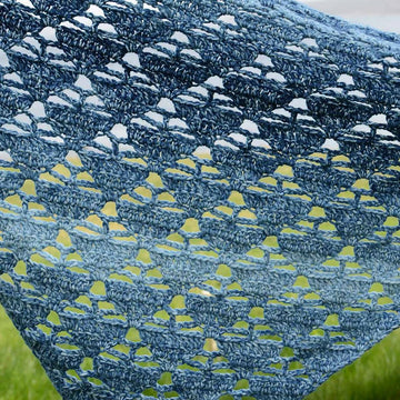 Stacking Triangles Shawl