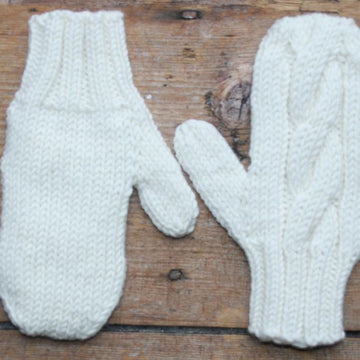 Everyone needs mittens