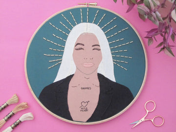Munroe Bergdorf -  Downloadable PDF
