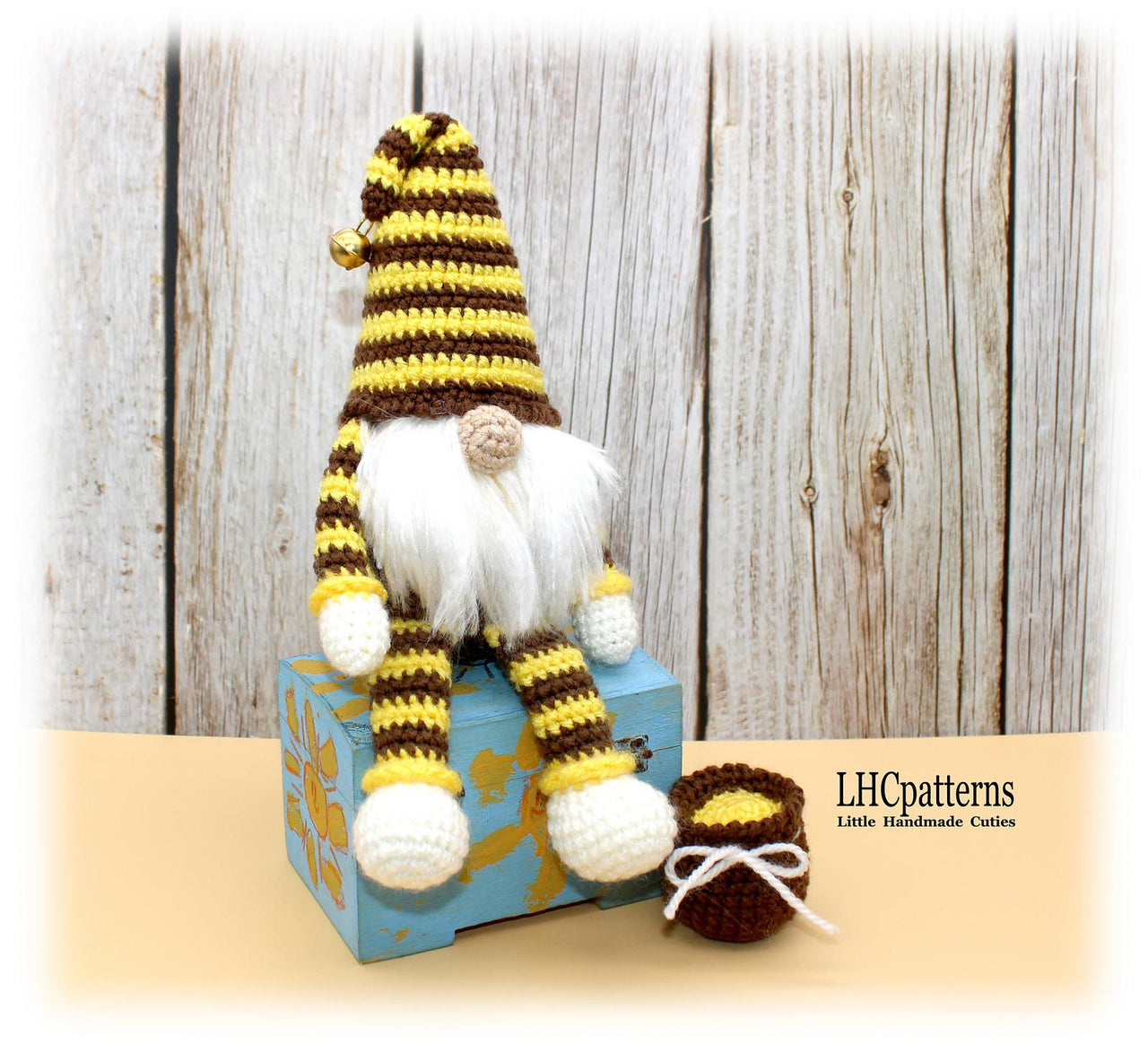 Bee Gnome Crochet Pattern