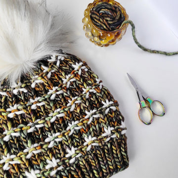 Flor de Lis Beanie