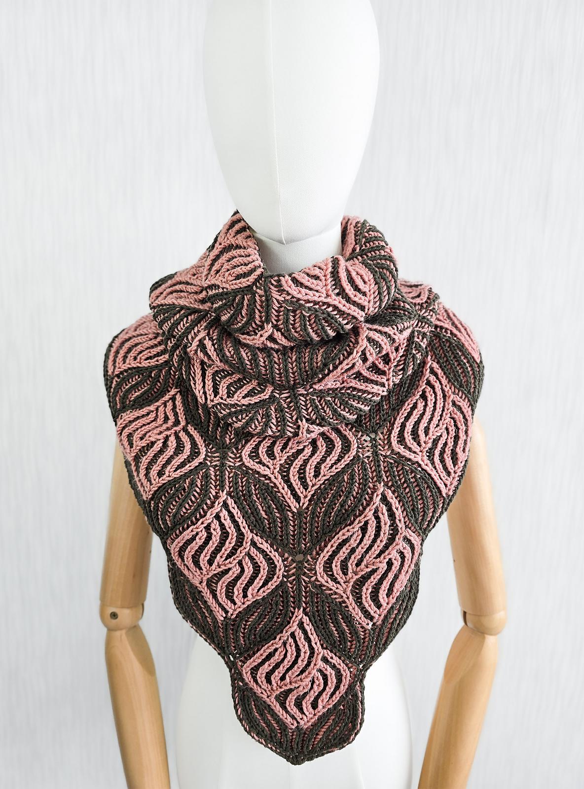 Rose Buds Shawl