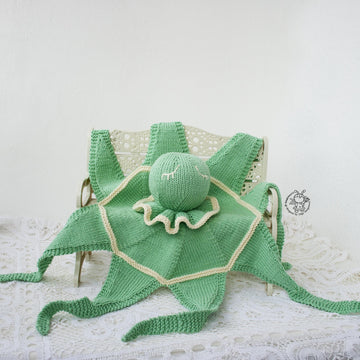 Knitted flat Octopus Toy Baby Lace Blanket.