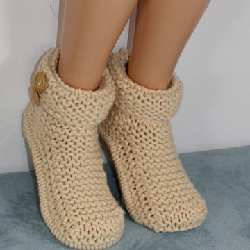 Mens Super Chunky 2 Button Cuff Slipper Boots
