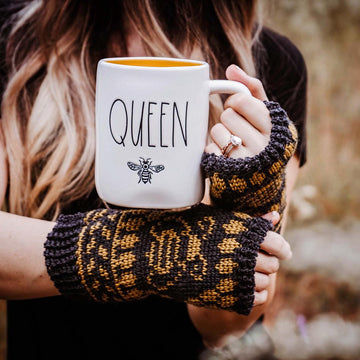 Bee Fingerless Mittens