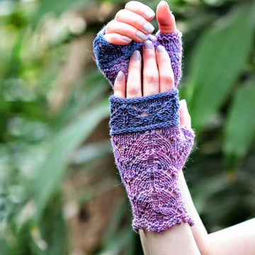 Demoiselle Cowl and Mitt set