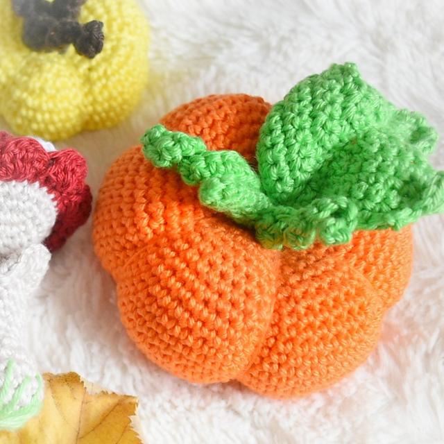 Pumpkins in Two Sizes