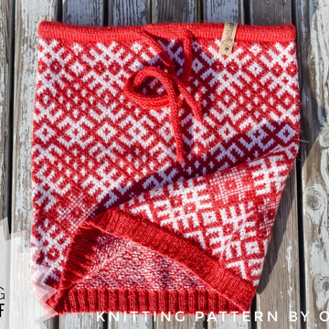 Latvian Neck warmer - cowl