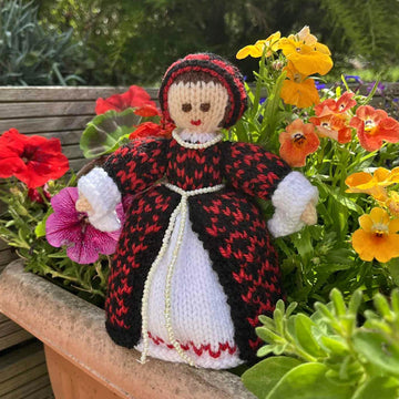 Katherine of Aragon Tudor Doll Knitting Pattern - Toy Knitting Pattern