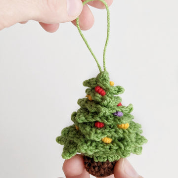 Crochet Christmas tree amigurumi pattern