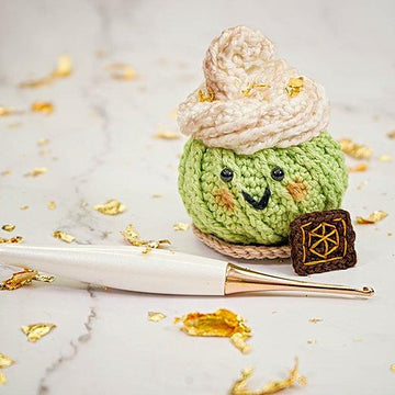 Glass Knife Pin Cushion