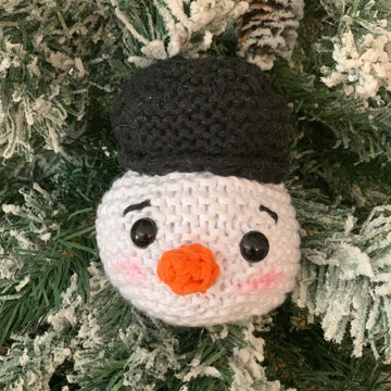 Christmas Baubles Knitting Pattern