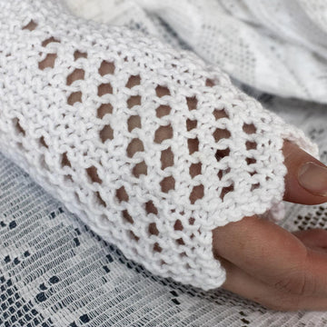 Lace Bride's Gloves