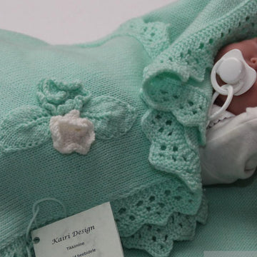 Baby blanket lace
