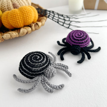 Crochet spider pattern Halloween amigurumi spider keyring & bag charm Spooky crochet PDF