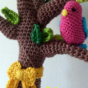 Tie a Yellow Ribbon 'round the ole Oak tree