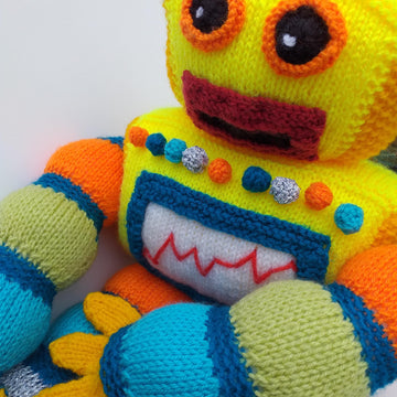 ZIGGIZOT THE CUDDLY BOT