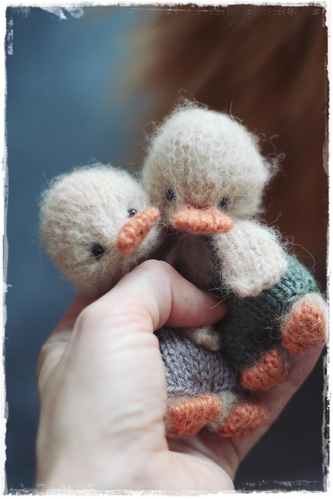 GOOSE Knitting Pattern PDF, Flat Knitted gooseling, Tiny knit tutorial