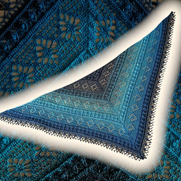 Triangular Scarf "Leukone"