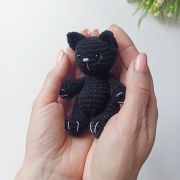 Little cat toy keychain