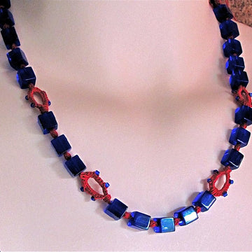 Twinkle Links Necklace