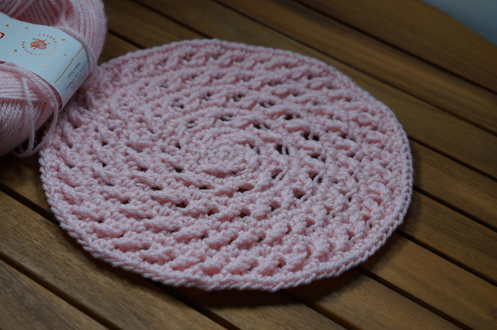 Cross stitch in rounds