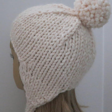 Snowball Hat with Plump Ties