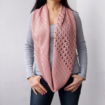 Bias loop scarf