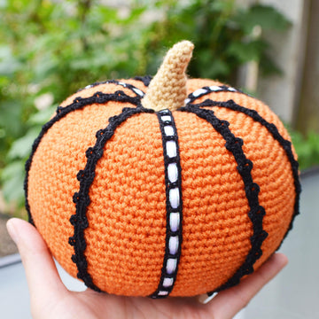 Glam Pumpkins. Crochet Pumpkins. Fall decoration. Autumn ornament. Posh Pumpkins. Halloween decor.
