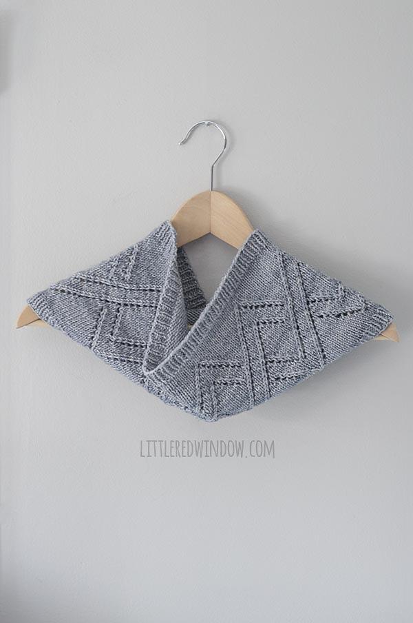 Mary Lace Cable Cowl