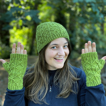 Iola Mitts