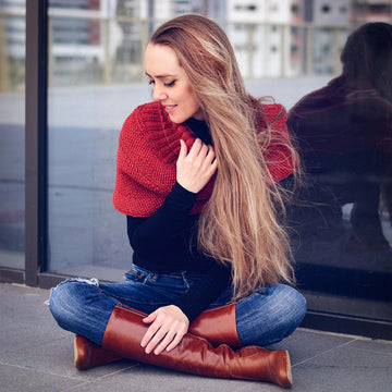 Uma knit cape