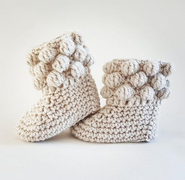 Baby booties bobble