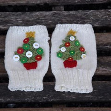 Christmas tree hand warmer