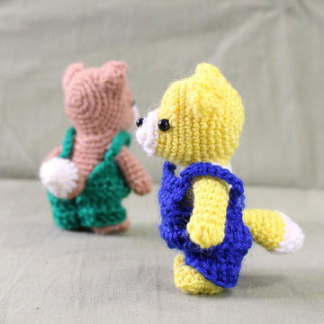 Tiny Fox with overall amigurumi / 小さなキツネのあみぐるみ