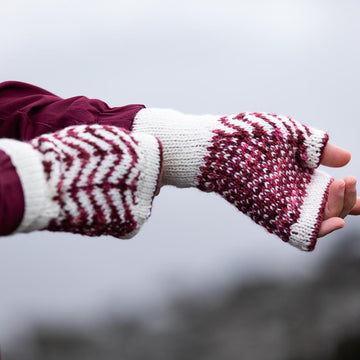 Novemberist Mitts